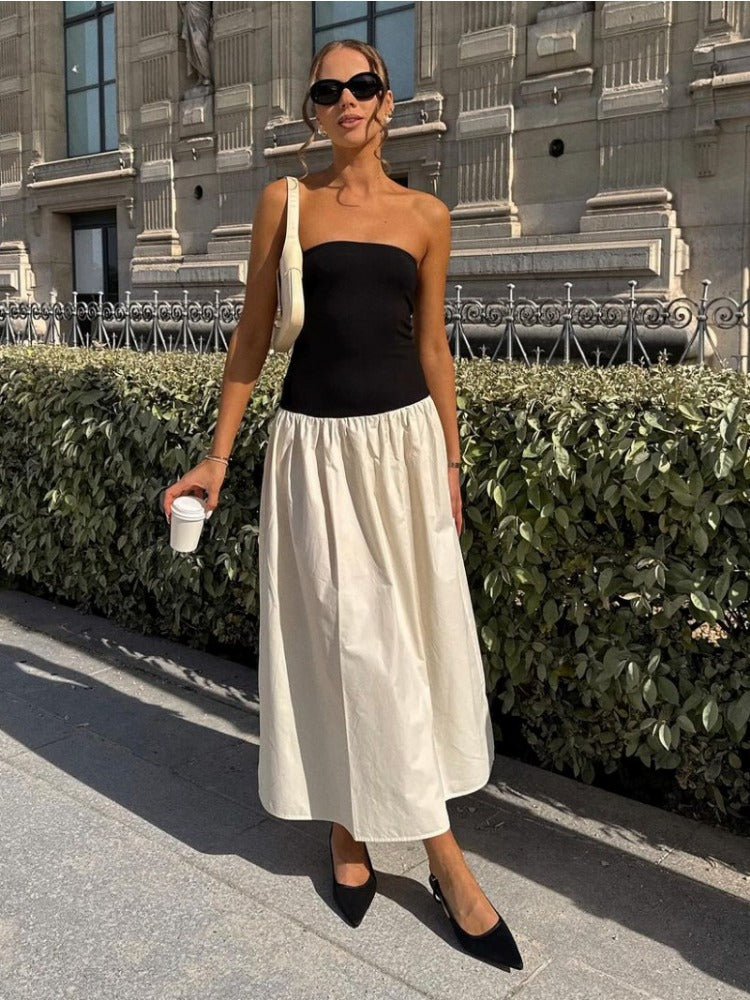 Beautifully Finished Dress in a Timeless Design