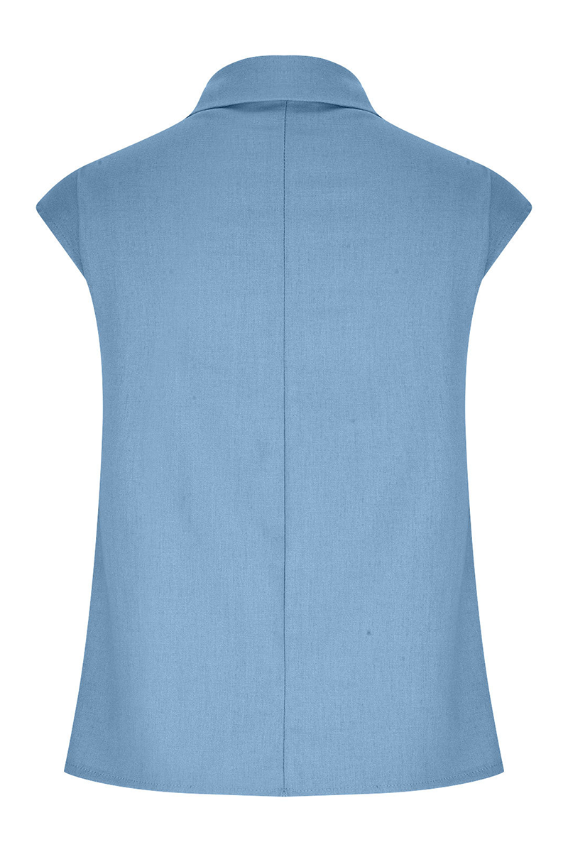 Classic Vintage & Enduringly Stylish Blouse