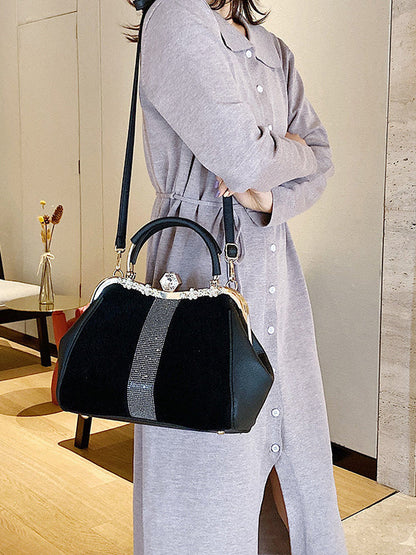 Gracefully Styled Bag for Any Occasion