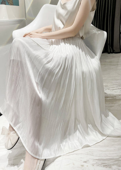 Effortlessly Elegant Garment with a Timeless Design