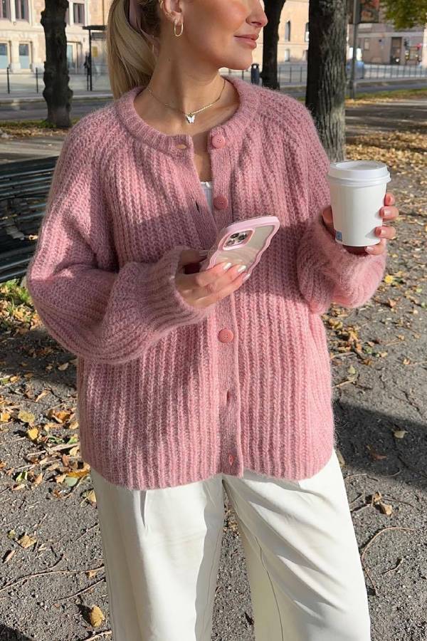 Beautifully Crafted Cardigan in a Classic Style