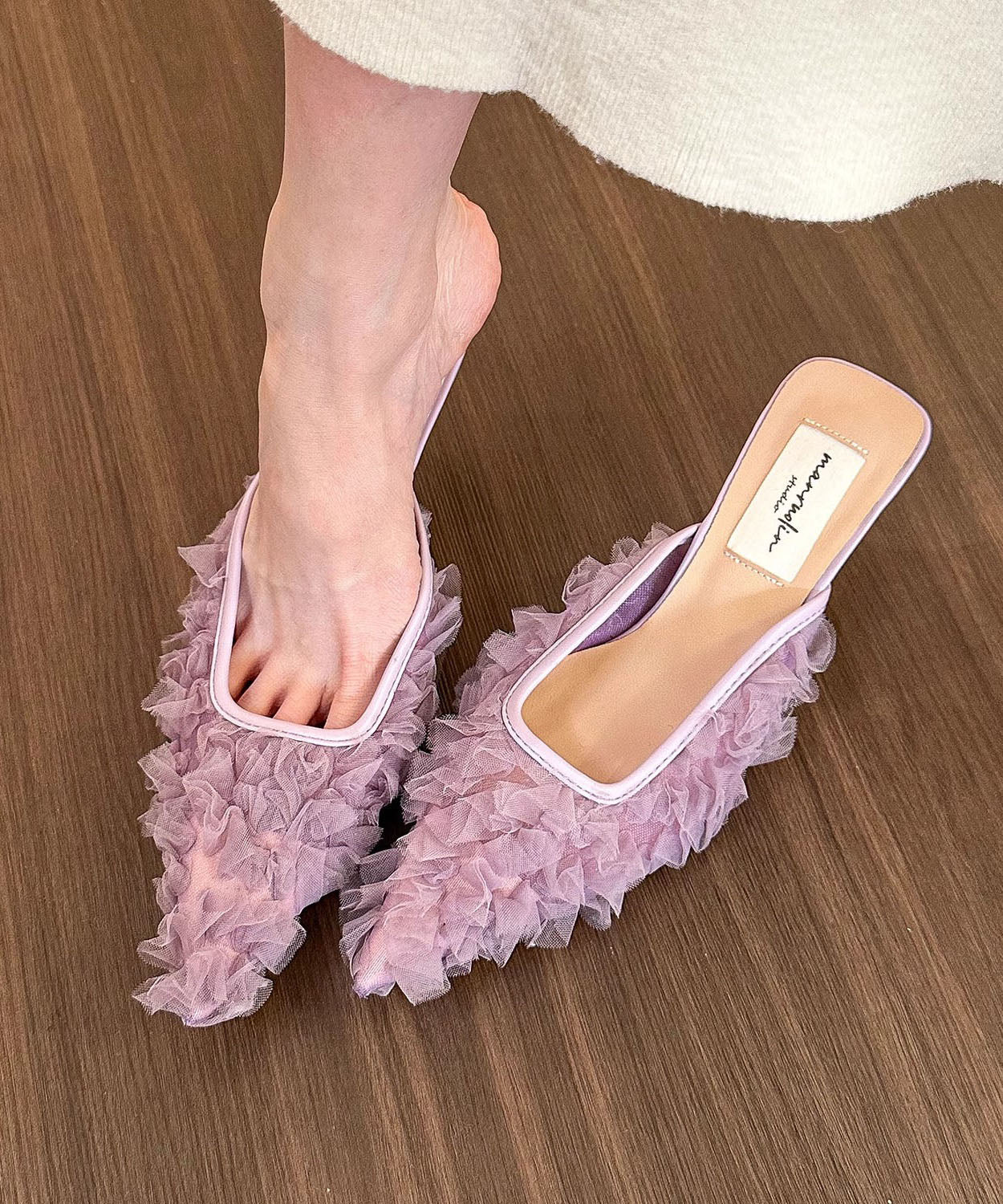 Polished Sandals with an Effortless Classic Look