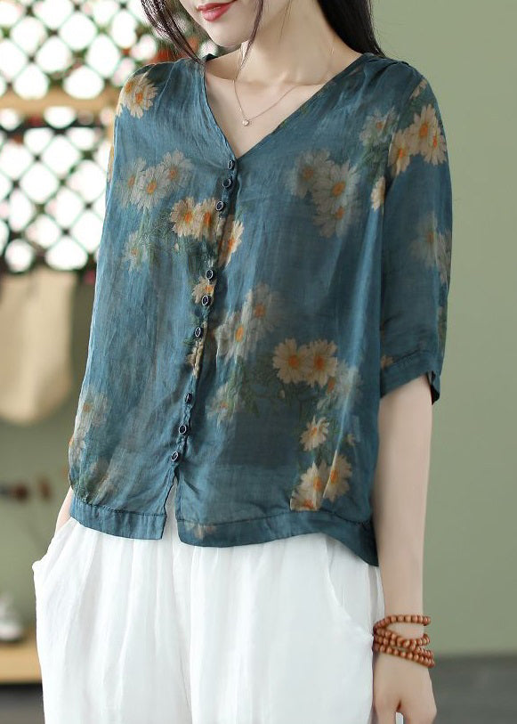 Well Tailored Shirt with a Graceful Silhouette