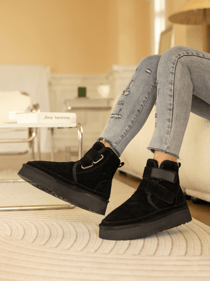 Well Tailored Boots with a Graceful Silhouette