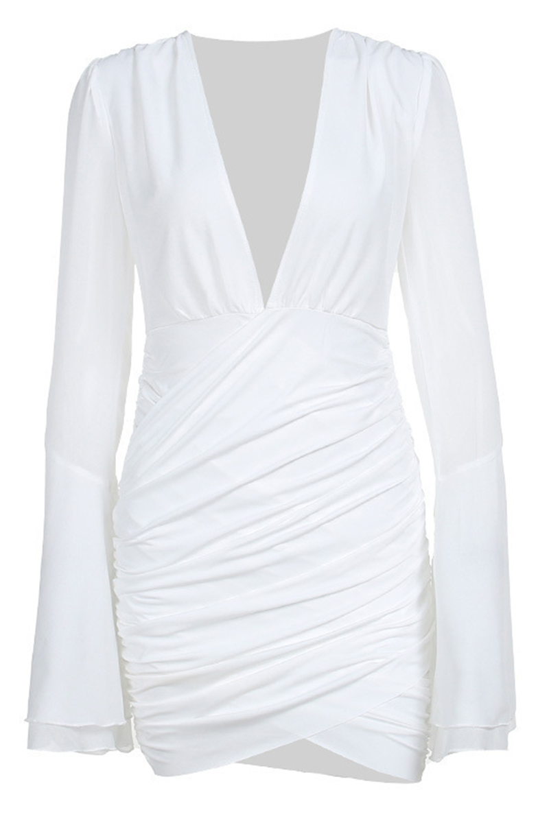 Well Tailored Dress with a Graceful Silhouette
