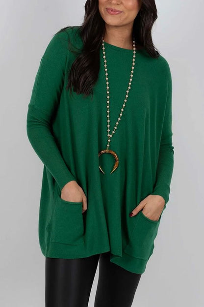 Well Tailored Sweater with a Graceful Silhouette