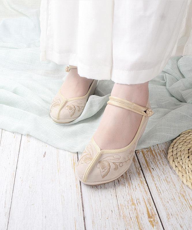 Sophisticated Heels with a Clean Classic Look