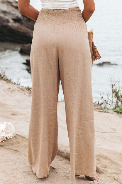Effortlessly Elegant Garment with a Timeless Design
