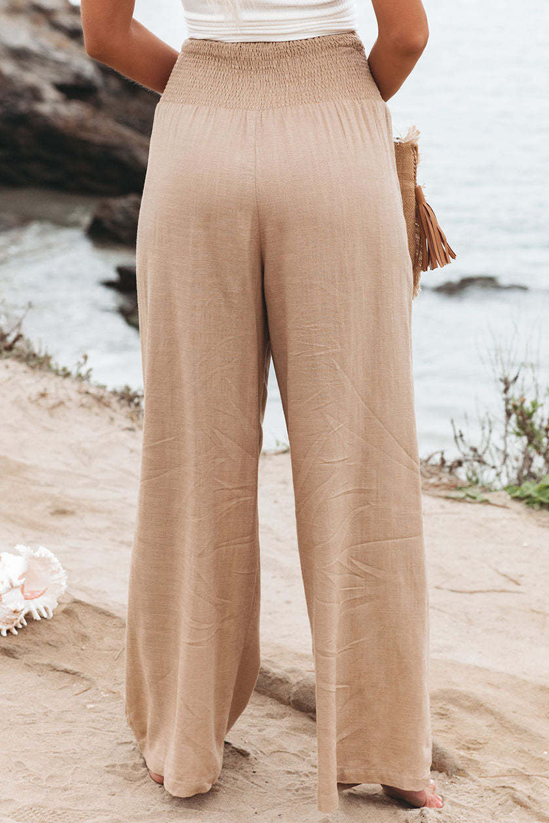 Effortlessly Elegant Garment with a Timeless Design