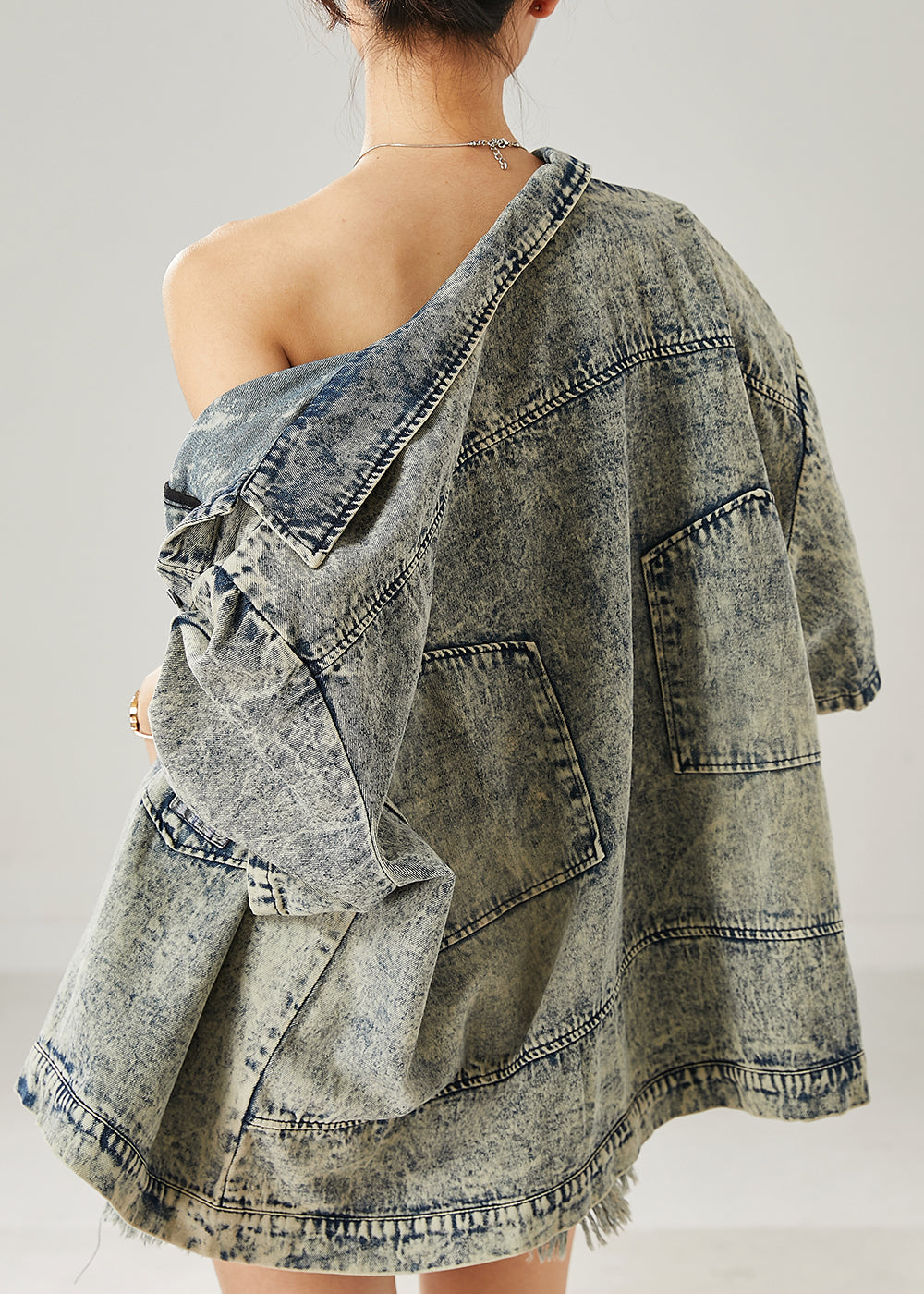 Sophisticated Jacket with a Clean Classic Look