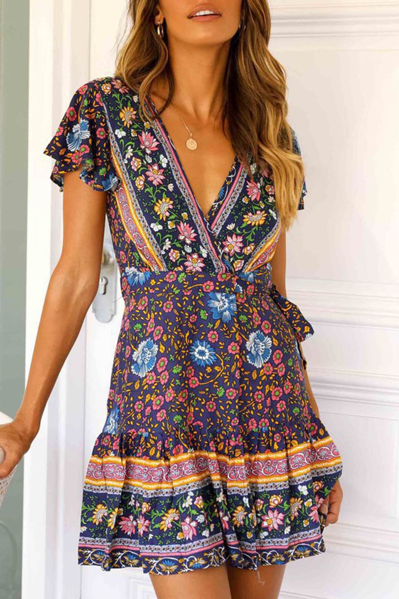 Sophisticated Dress with a Clean Classic Look