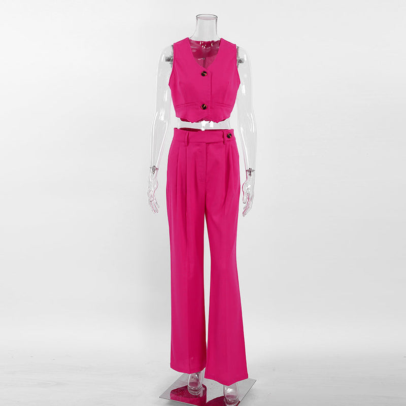 Gracefully Styled Trousers for Any Occasion