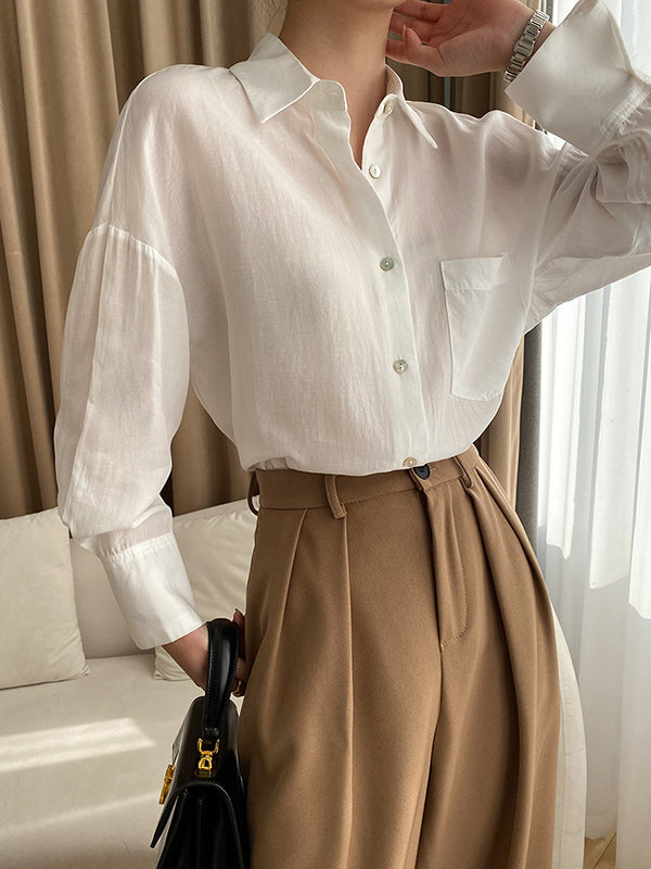 Classic Vintage Blouse with a Flattering Fit