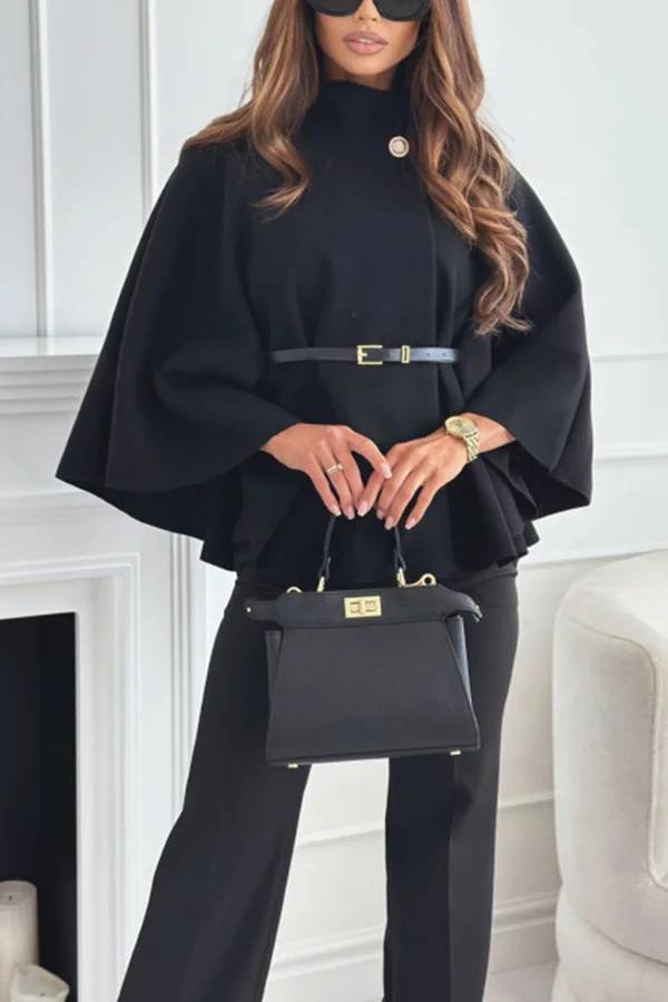 Effortlessly Elegant Garment with a Timeless Design