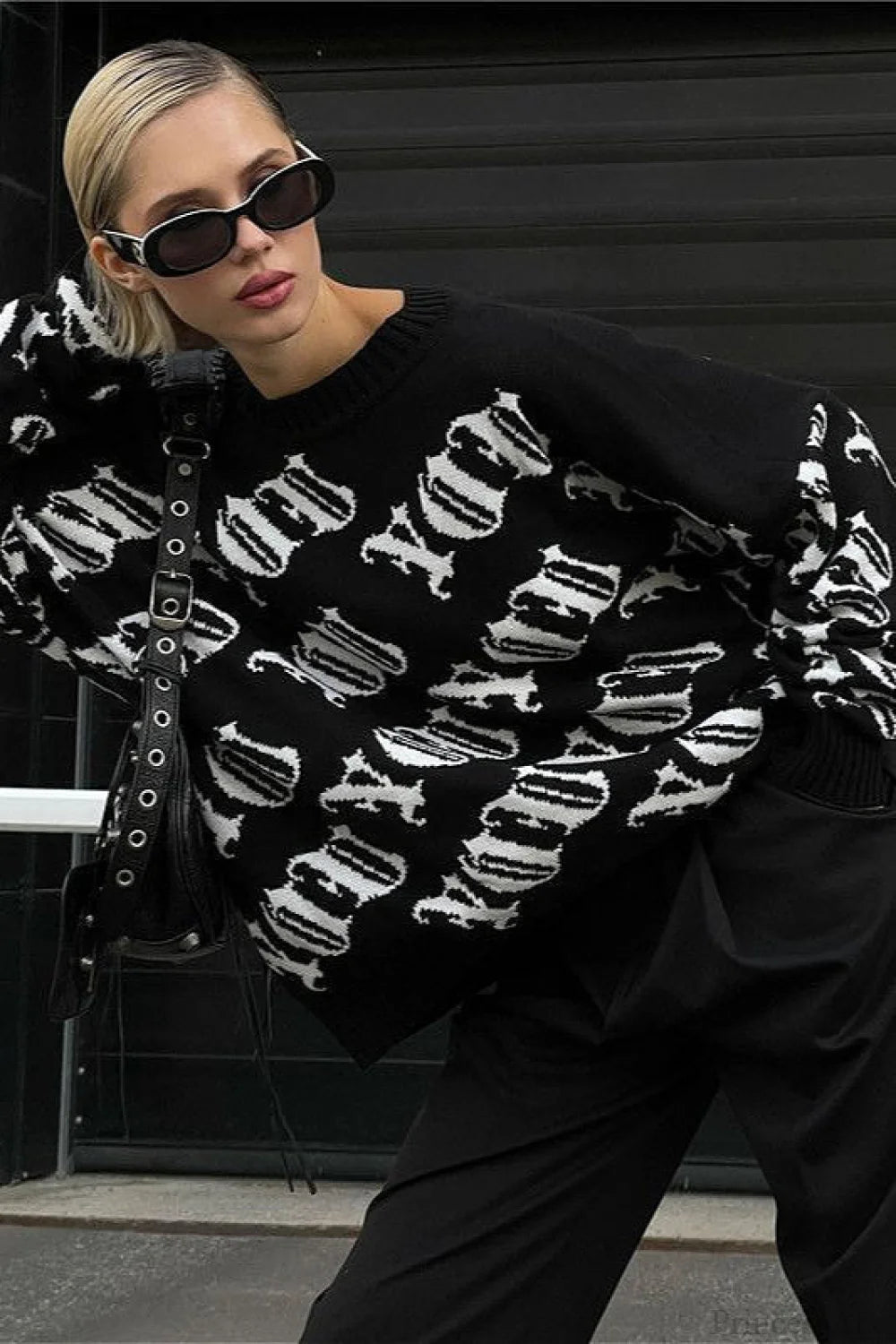 Beautifully Finished Sweater in a Timeless Design