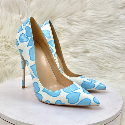 Classic Vintage Shoes with a Flattering Fit