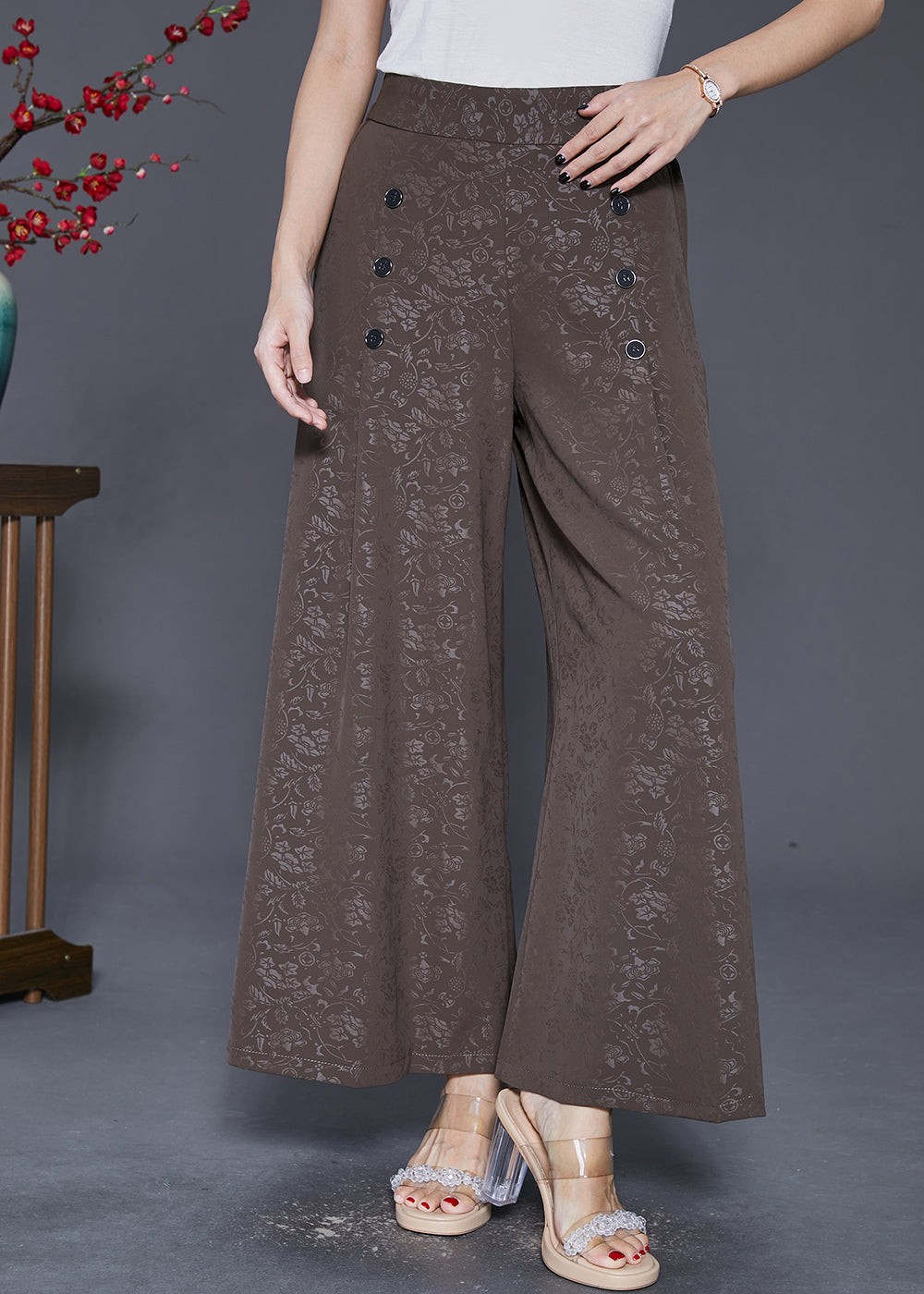 Beautifully Crafted Pants in a Classic Style