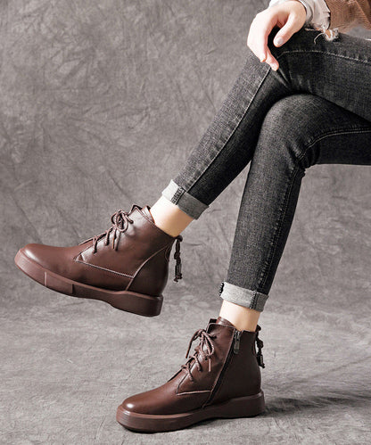 Beautifully Finished Boots in a Timeless Design