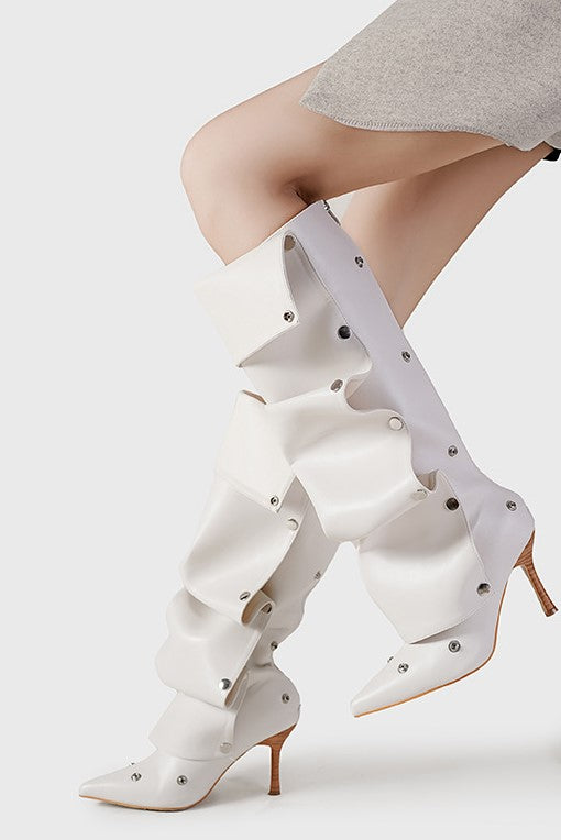 Polished Boots with an Effortless Classic Look