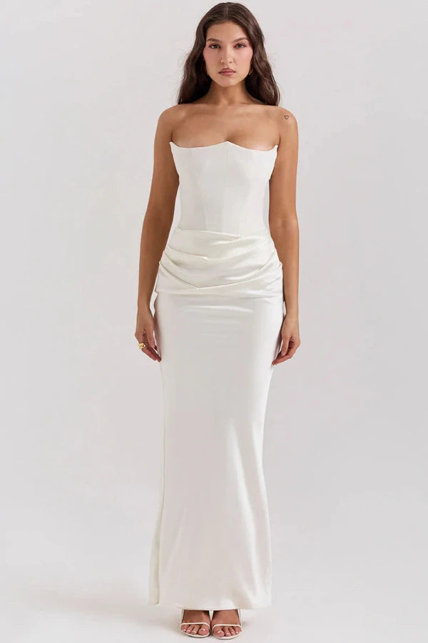 Classic Vintage Garment with a Flattering Fit