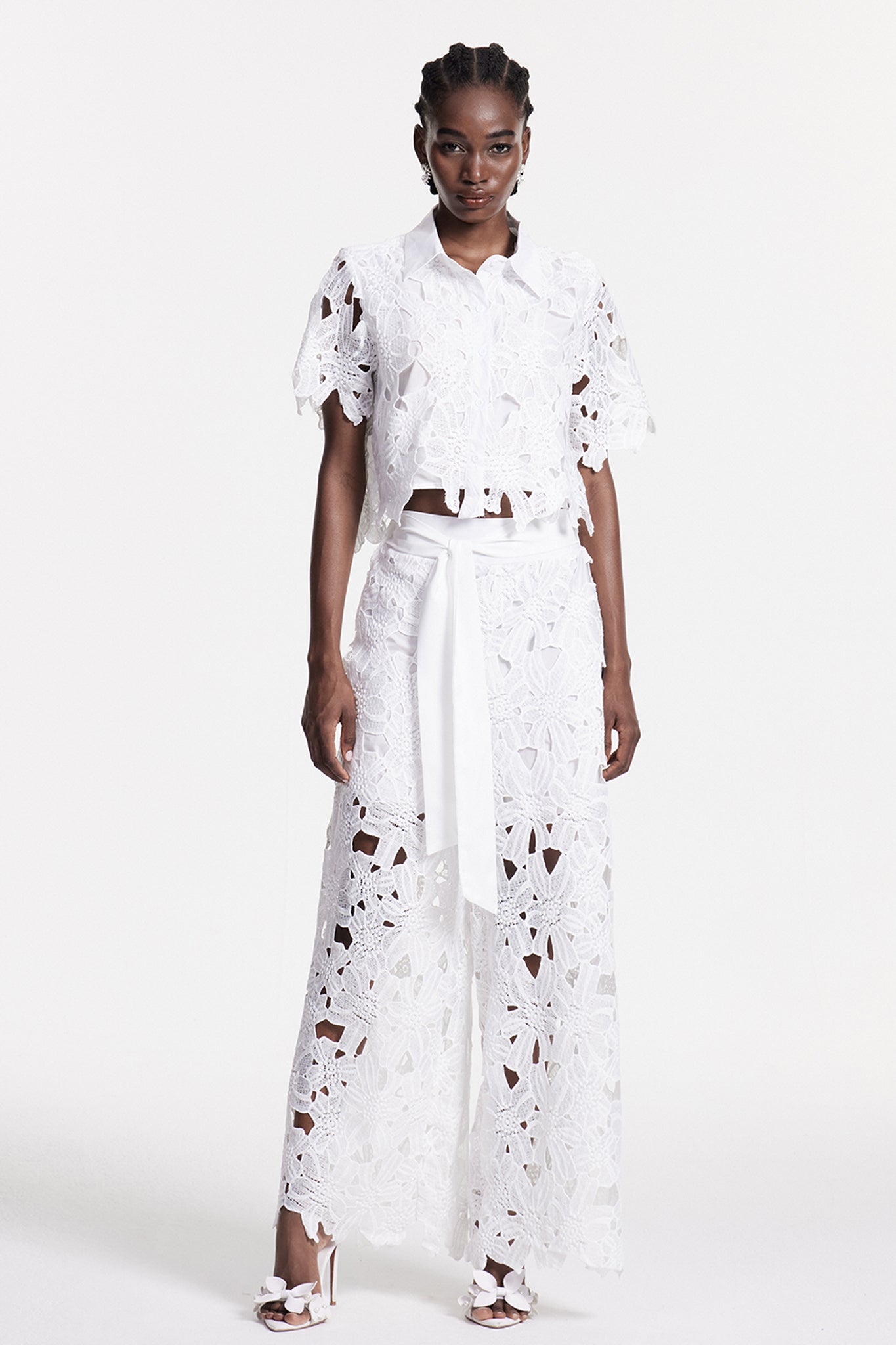 Gracefully Styled Pants for Any Occasion