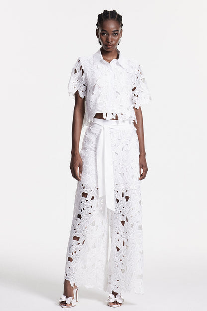 Gracefully Styled Pants for Any Occasion