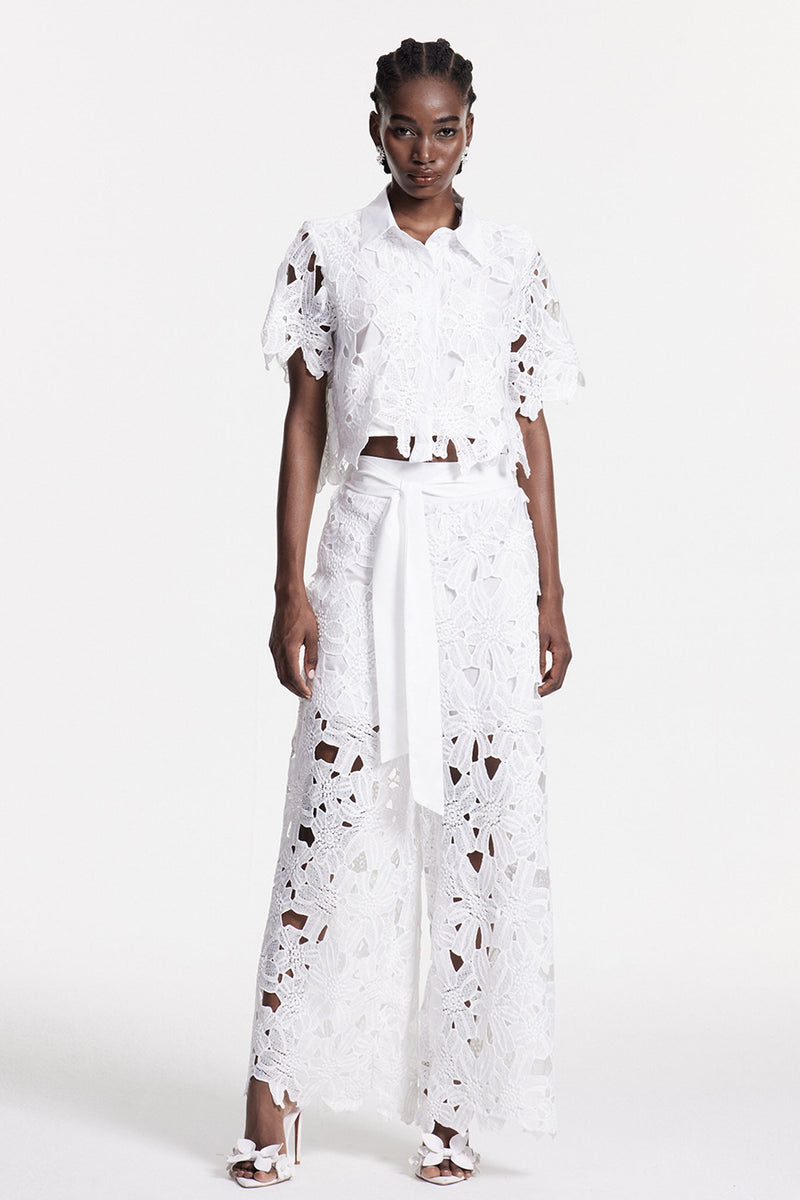 Gracefully Styled Pants for Any Occasion