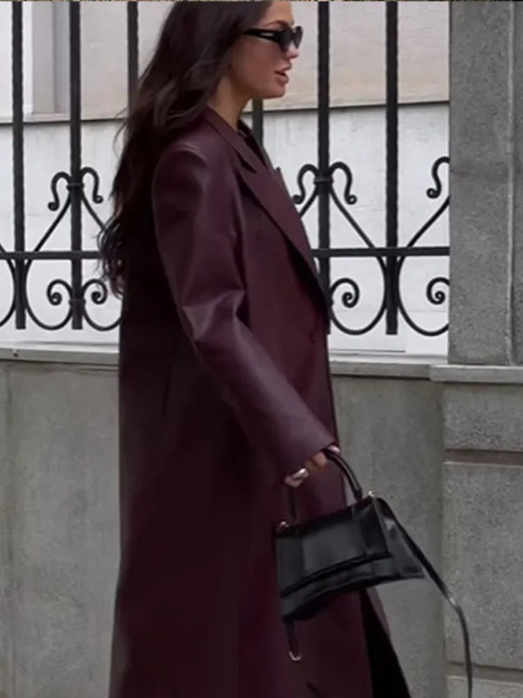 Classic Vintage Coat with a Flattering Fit