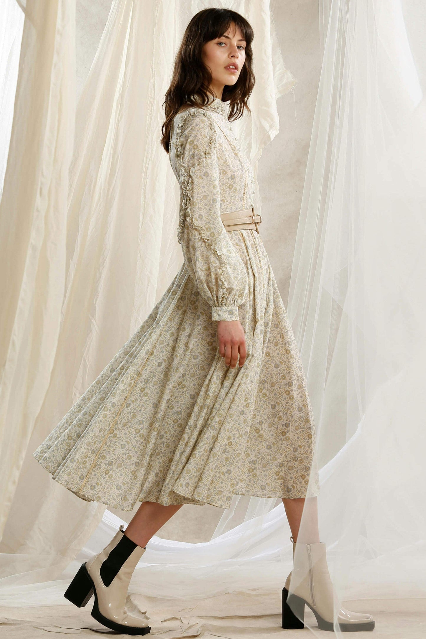 Classic Vintage & Enduringly Stylish Dress