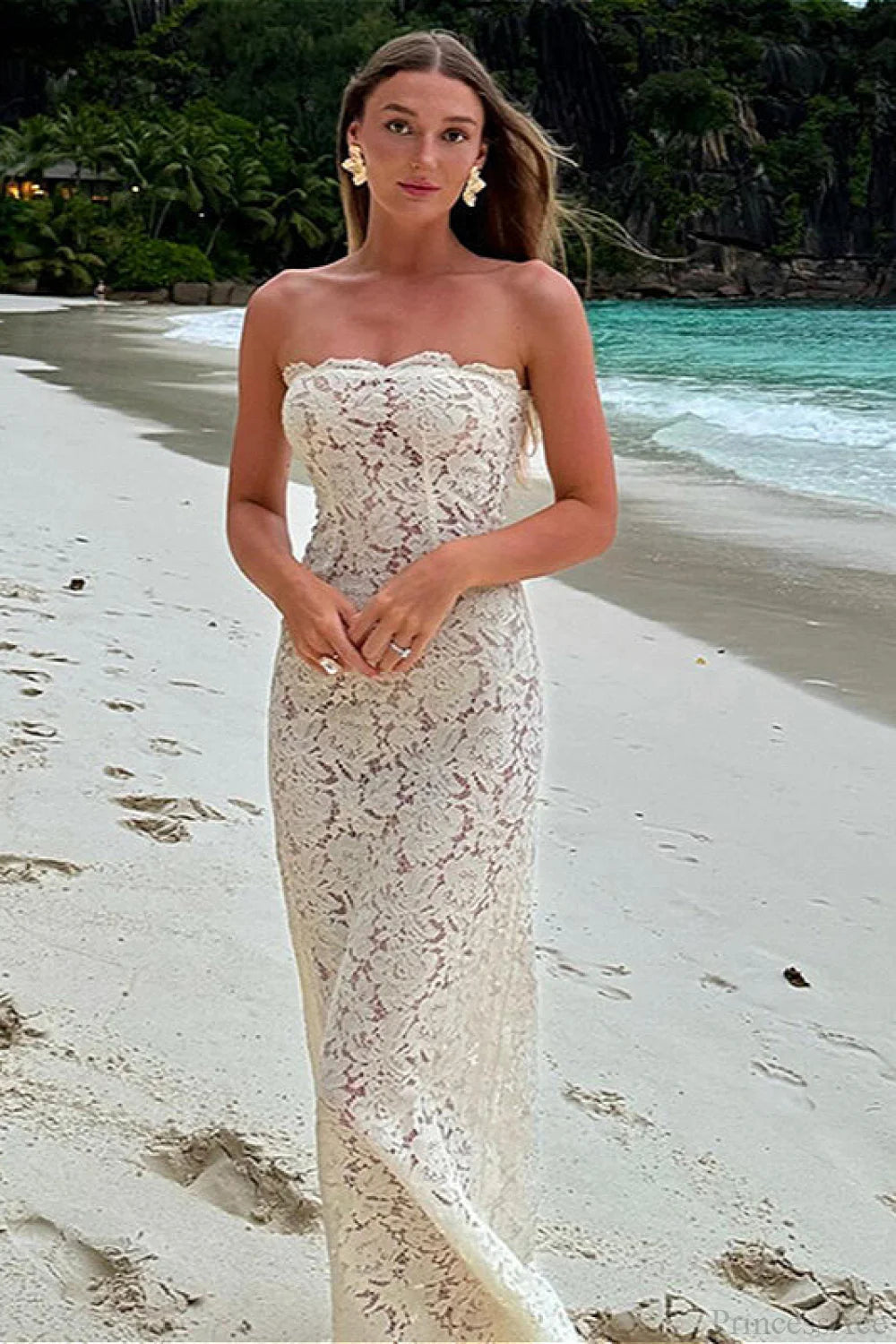 A Vintage Style Dress with Delicate Timeless Details