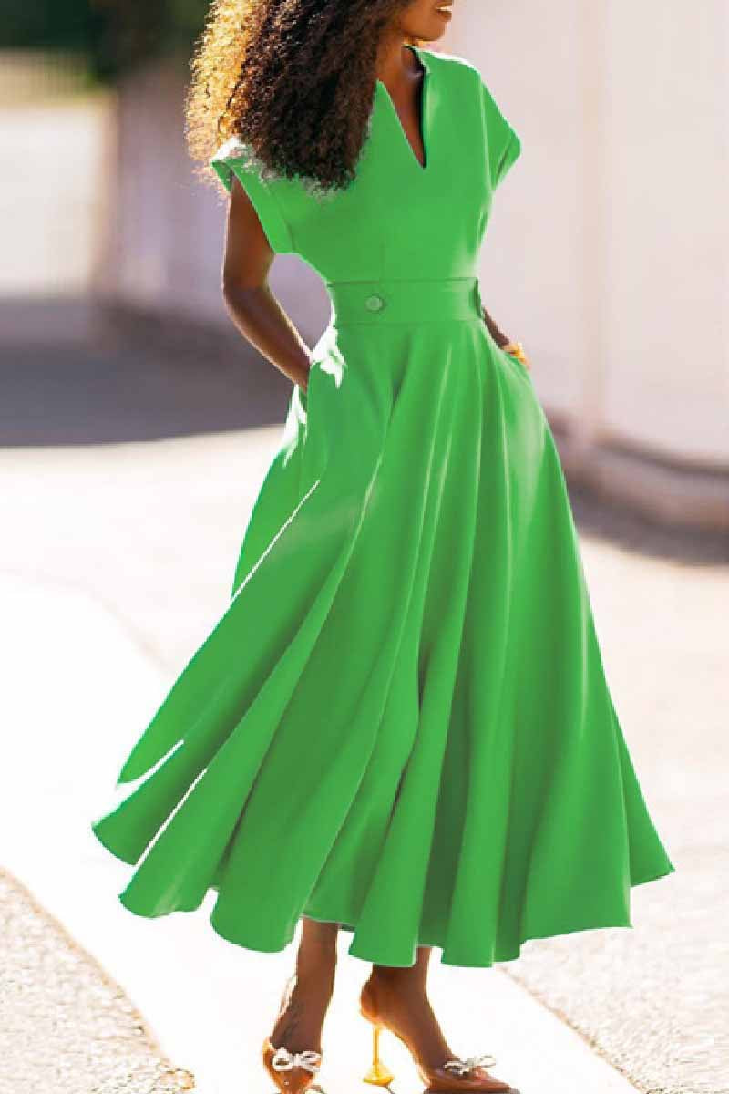 Classic Vintage & Enduringly Stylish Dress