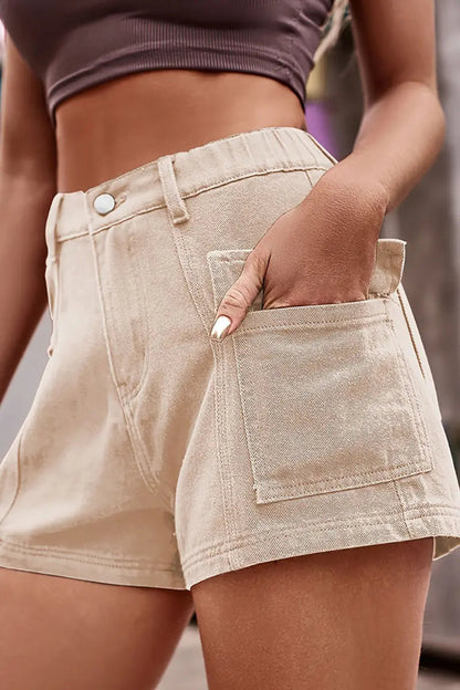 Sophisticated Garment with a Clean Classic Look