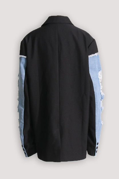 Beautifully Finished Coat in a Timeless Design