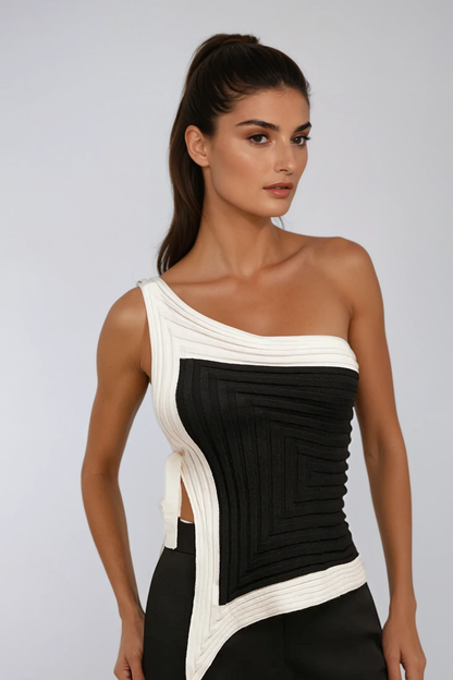 Classic Vintage Top with a Flattering Fit