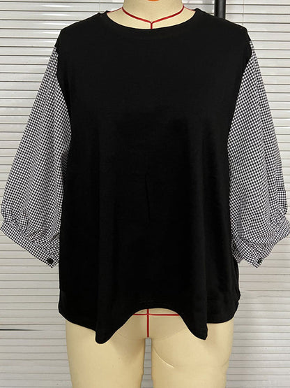 Effortlessly Elegant T-Shirt with a Timeless Design