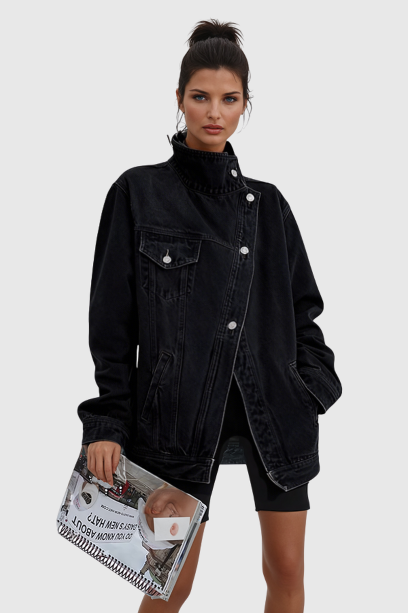Well Tailored Jacket with a Graceful Silhouette