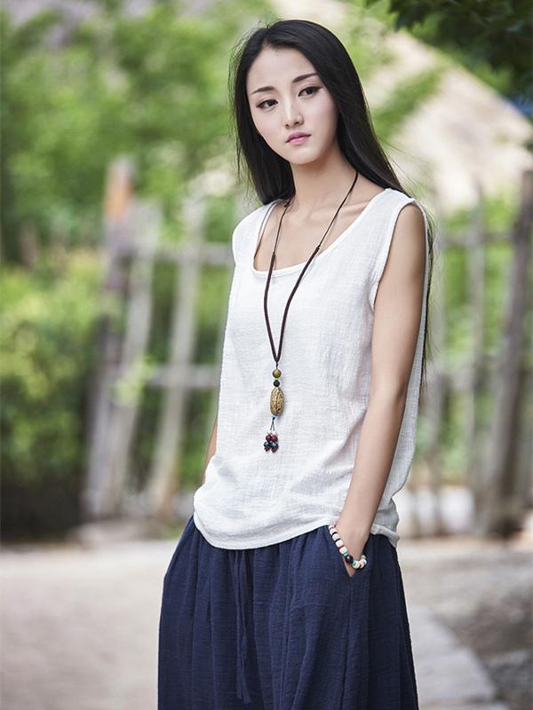 Beautifully Finished T-Shirt in a Timeless Design