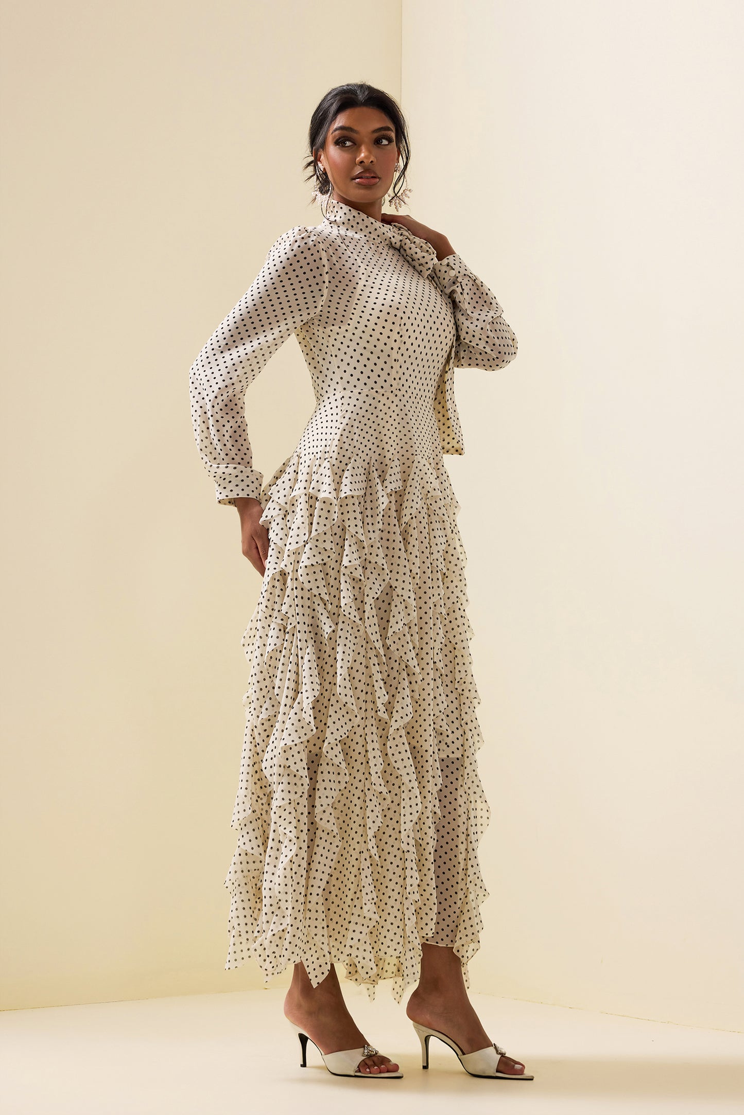 Gracefully Styled Dress for Any Occasion