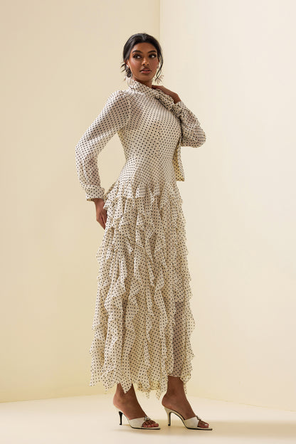 Gracefully Styled Dress for Any Occasion