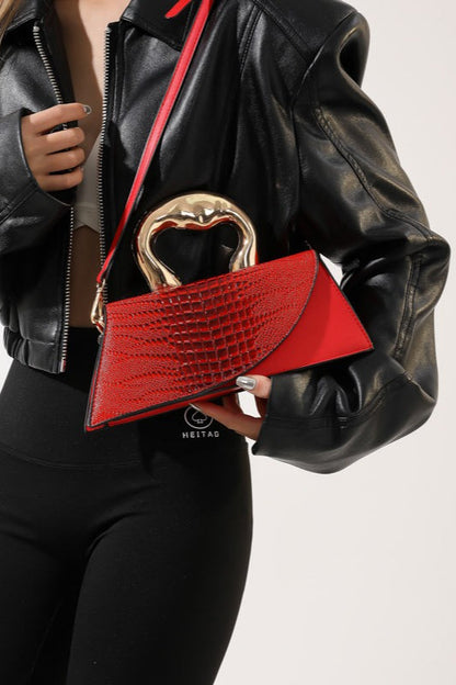 Sophisticated Bag with a Clean Classic Look