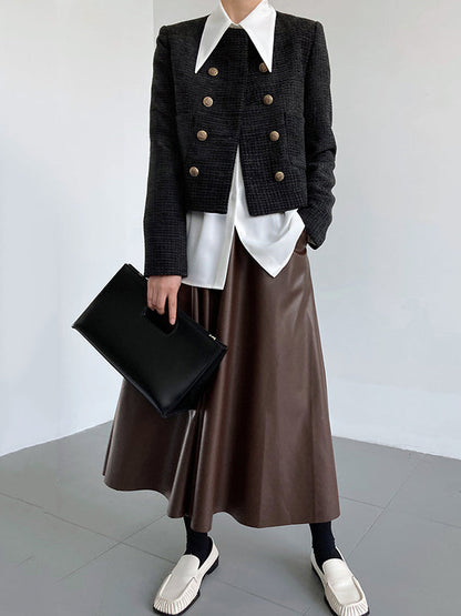 Sophisticated Blouse with a Clean Classic Look
