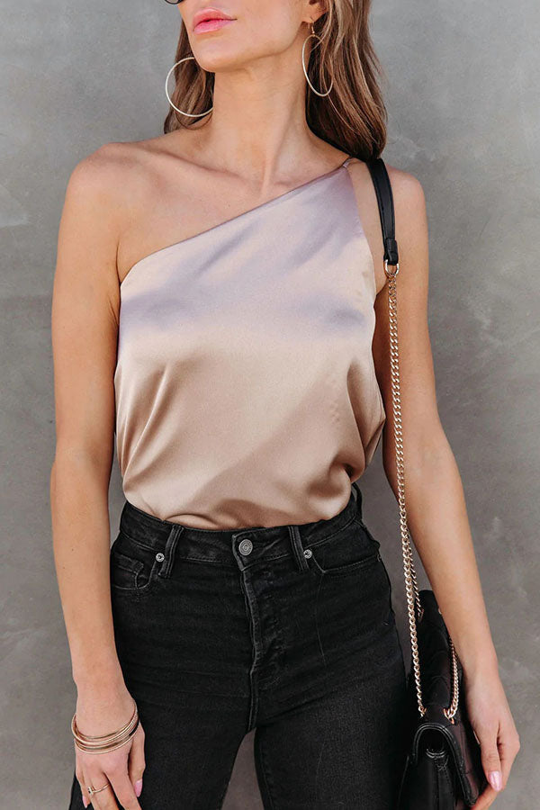 Beautifully Balanced Top with Timeless Character