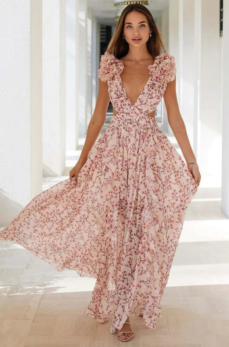 Beautifully Crafted Dress in a Classic Style
