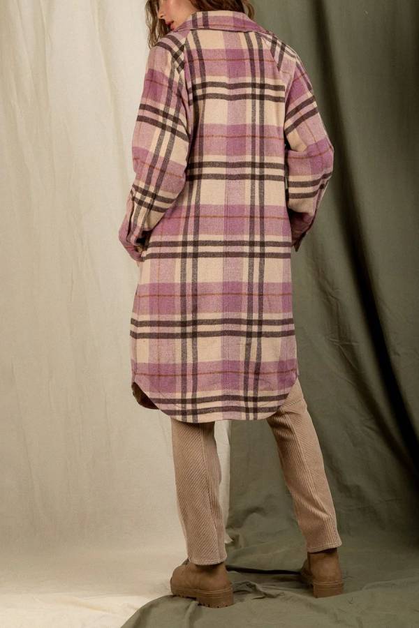 Gracefully Styled Coat for Any Occasion