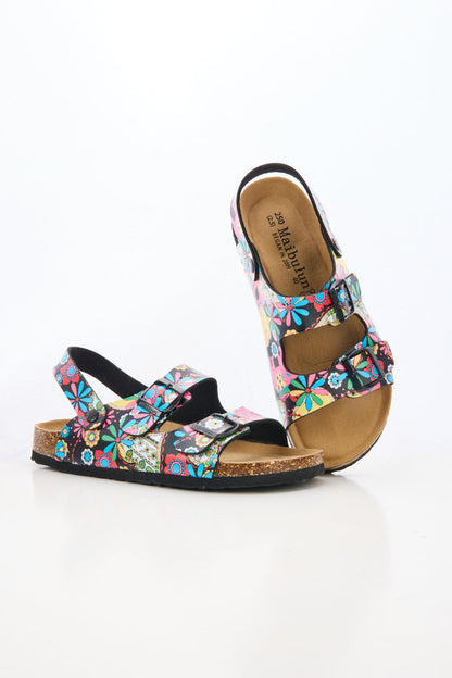 Gracefully Styled Garment for Any Occasion