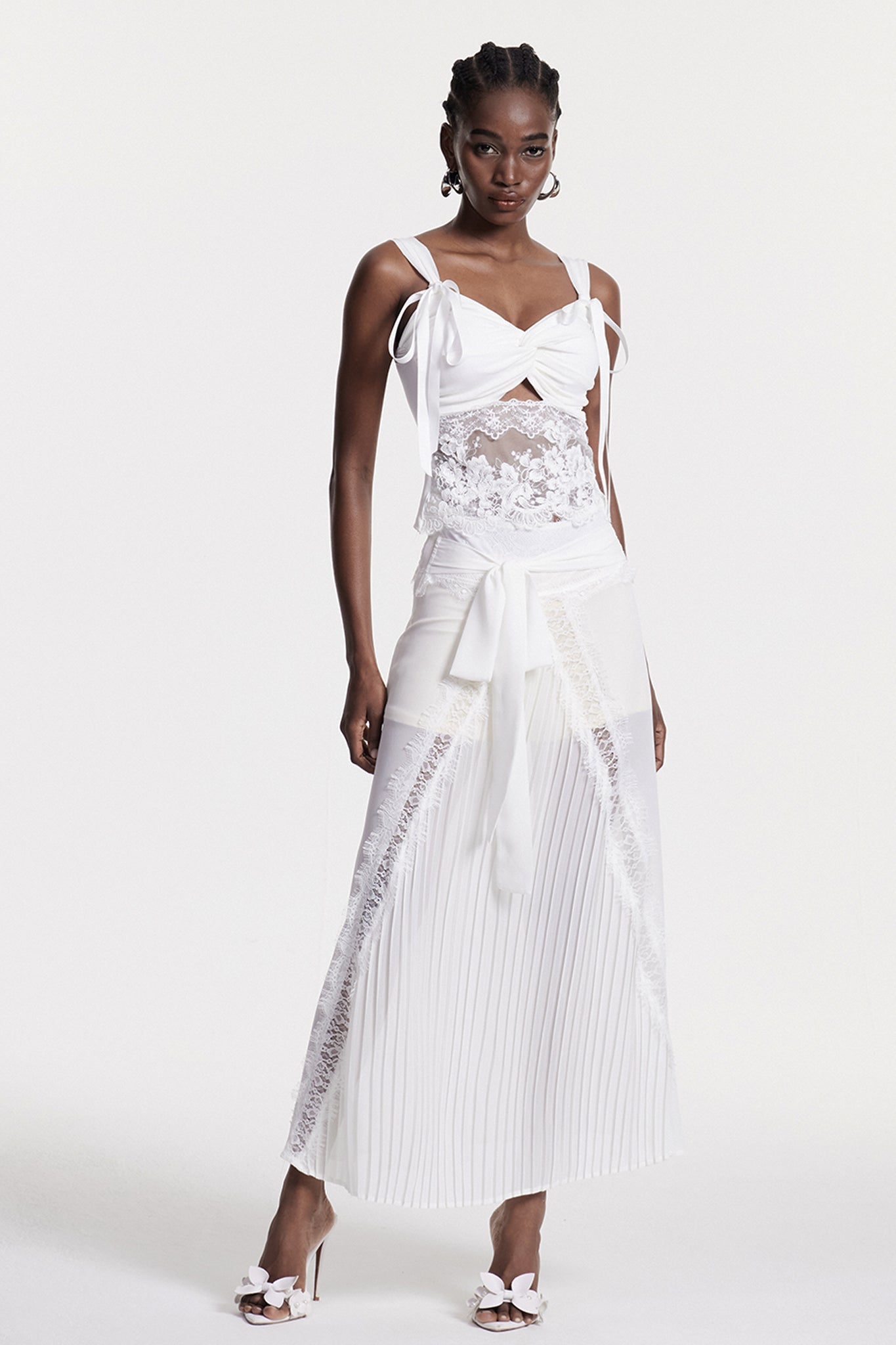 Beautifully Crafted Dress in a Classic Style