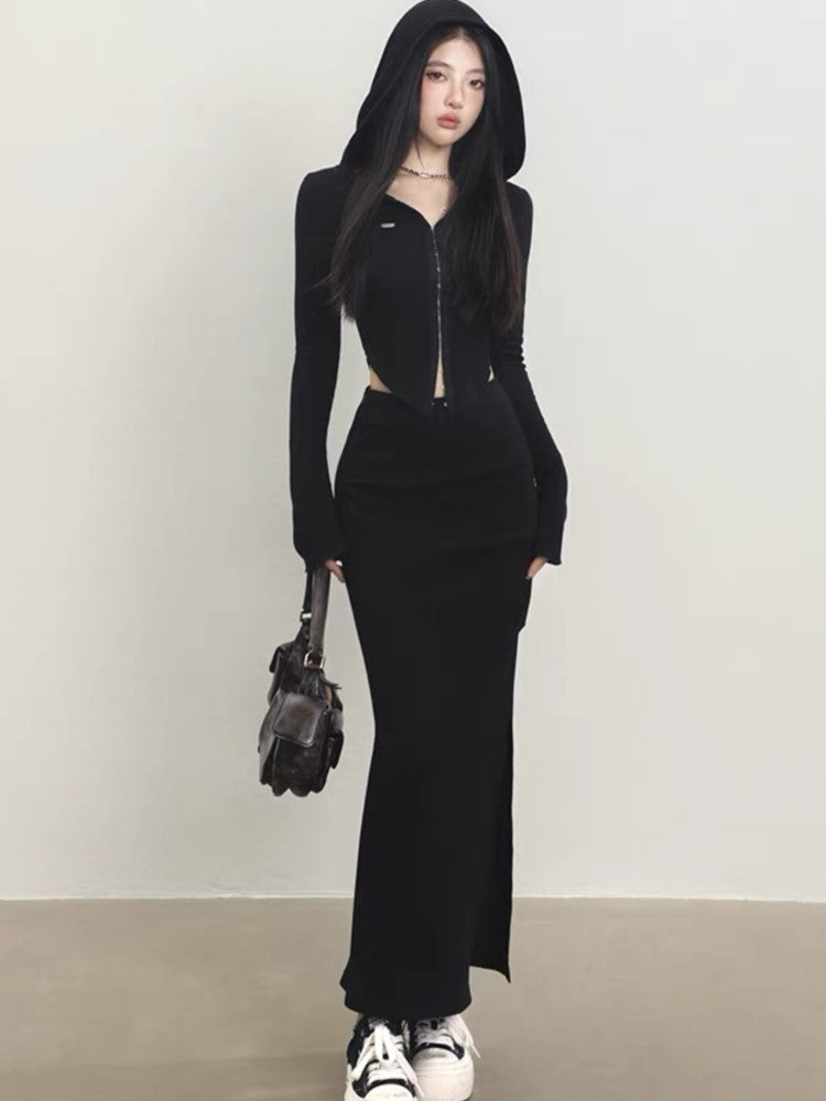 Well Tailored Top with a Graceful Silhouette