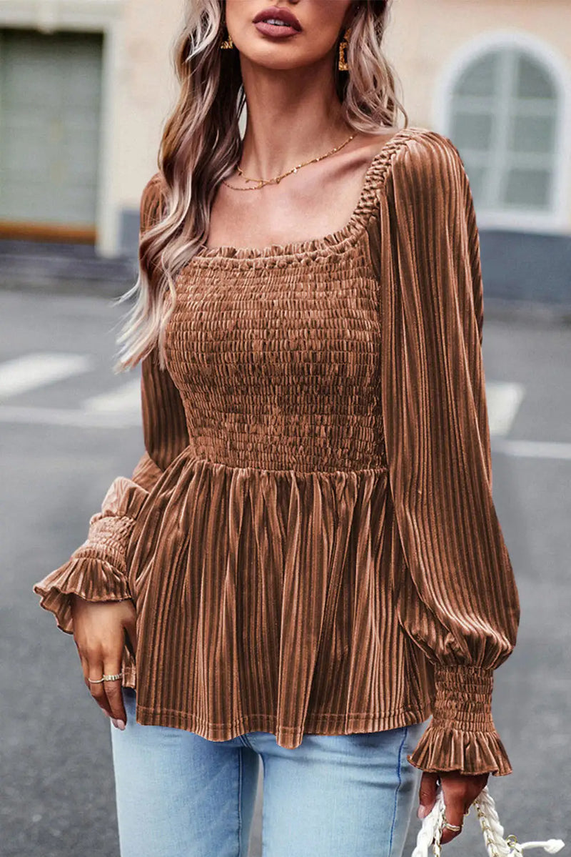 Classic Vintage Top with a Flattering Fit