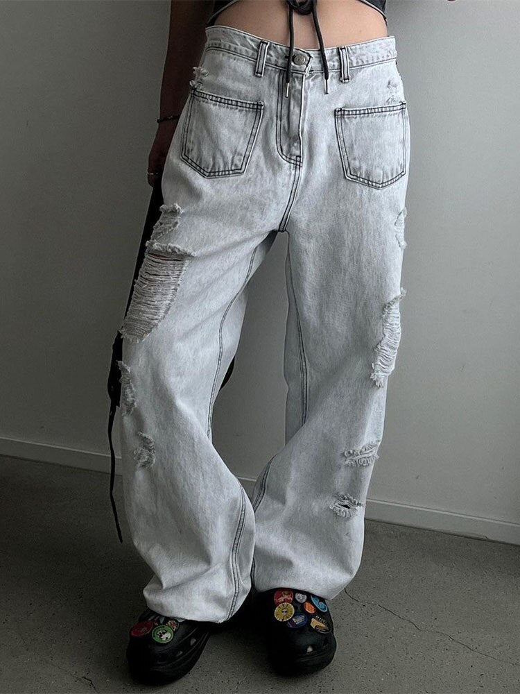 Well Tailored Pants with a Graceful Silhouette