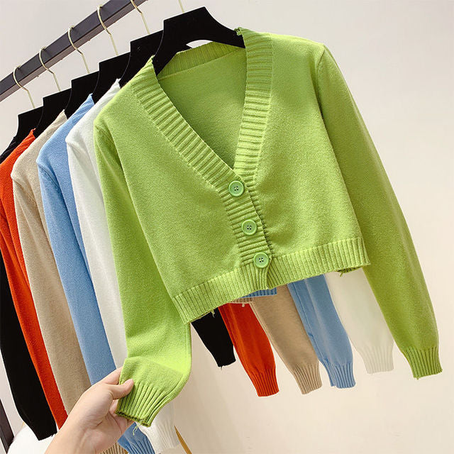 Gracefully Styled Cardigan for Any Occasion